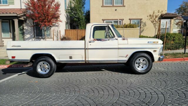 Ford F-250 1968 image number 1