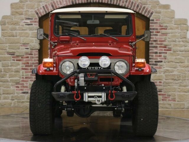Toyota Land Cruiser 1975 image number 28