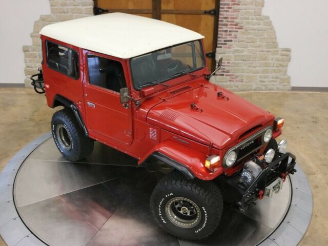 Toyota Land Cruiser 1975 image number 37