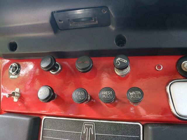Toyota Land Cruiser 1975 image number 42