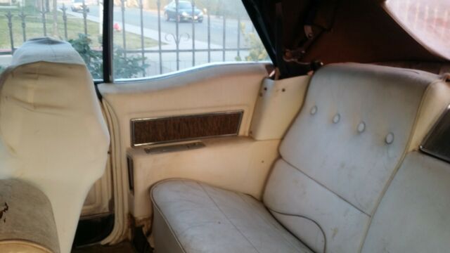 Cadillac DeVille 1969 image number 23