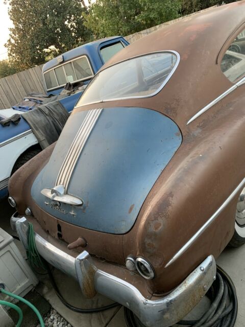 Pontiac Streamliner 1949 image number 22