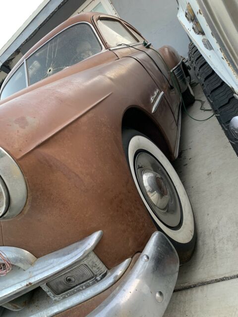 Pontiac Streamliner 1949 image number 23