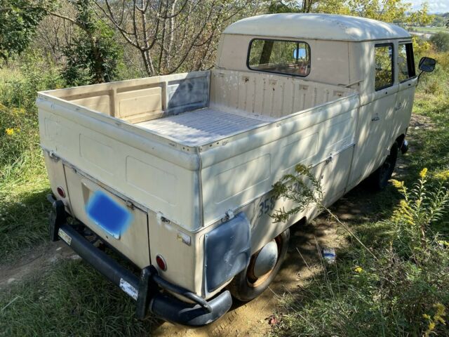 Volkswagen Double Crew Cab 1961 image number 1