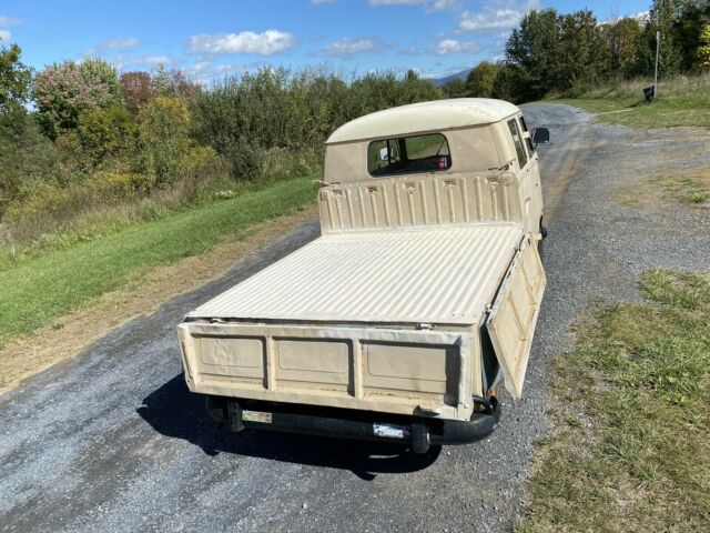 Volkswagen Double Crew Cab 1961 image number 20
