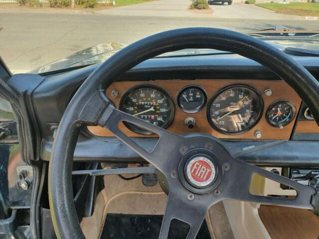 Fiat 124 Spider 1979 image number 16
