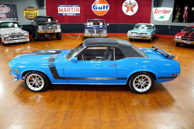 Ford Mustang 1970 image number 9