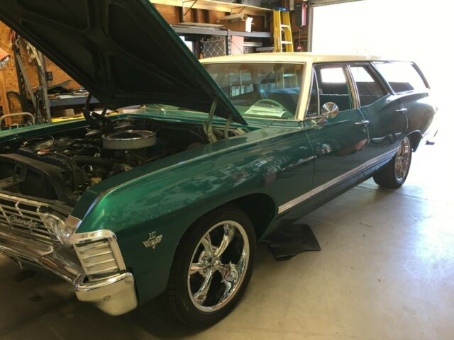 Chevrolet Impala 1967 image number 4
