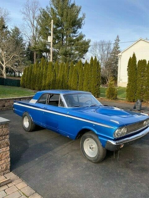 Ford Fairlane 1963 image number 0