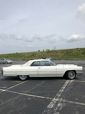 Cadillac DeVille 1965 image number 37