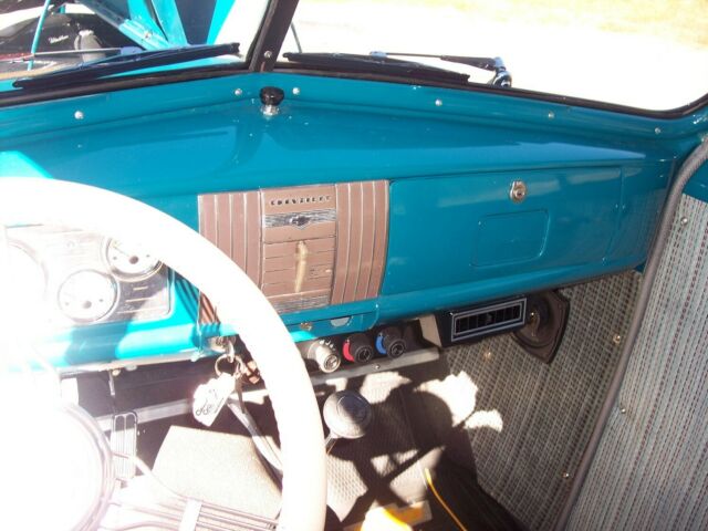 Chevrolet Bel Air/150/210 1939 image number 11