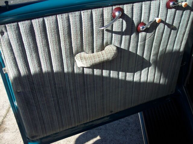 Chevrolet Bel Air/150/210 1939 image number 29