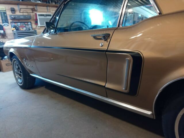 Ford Mustang 1968 image number 18
