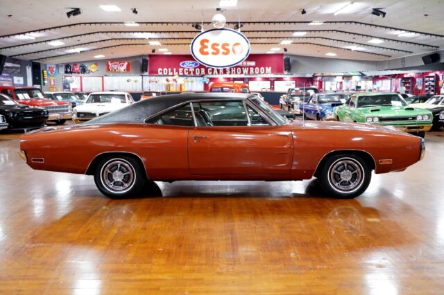 Dodge Charger 1970 image number 7