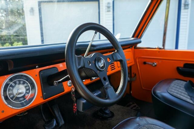 Ford Bronco 1975 image number 3
