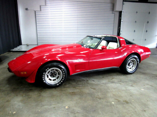 Chevrolet Corvette 1979 image number 24