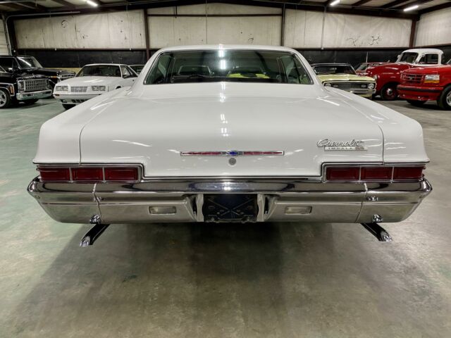 Chevrolet Impala 1966 image number 27
