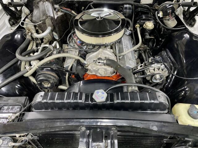 Chevrolet Impala 1966 image number 33