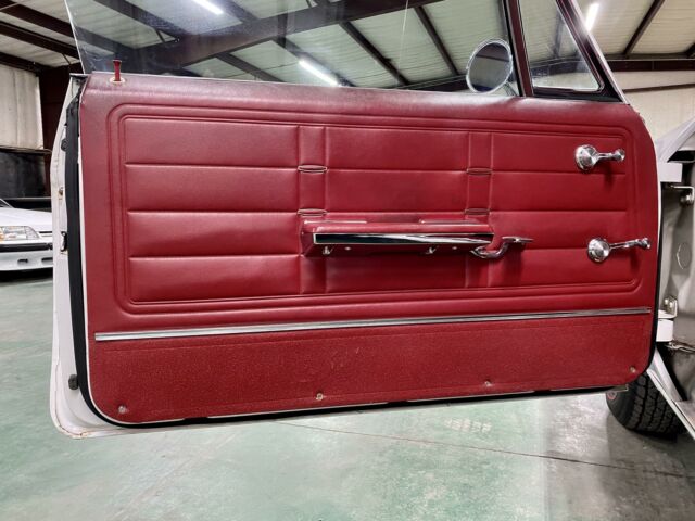 Chevrolet Impala 1966 image number 35