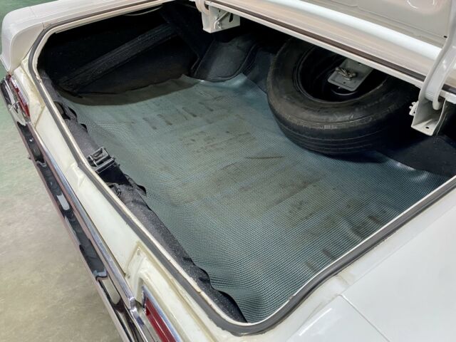 Chevrolet Impala 1966 image number 43