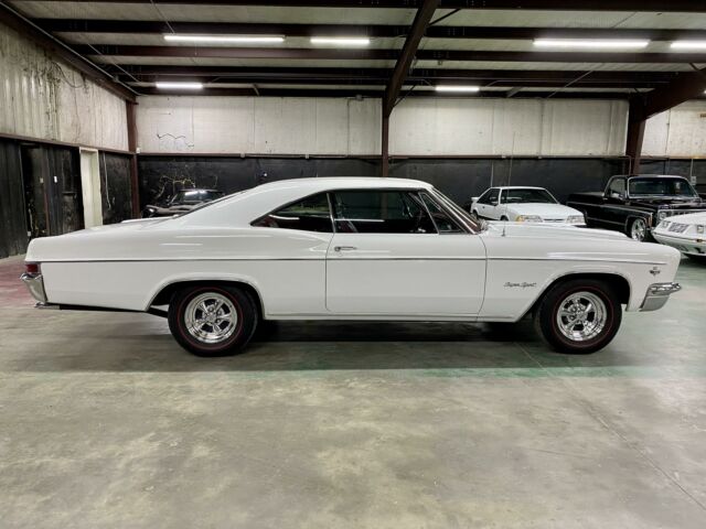 Chevrolet Impala 1966 image number 5