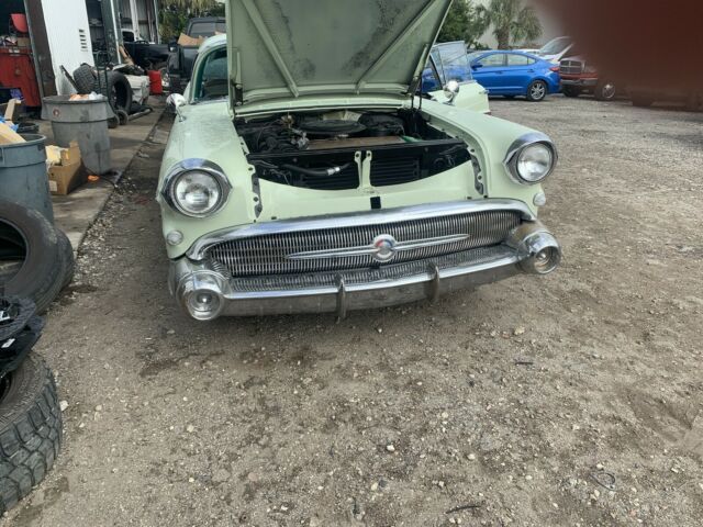 Buick Super 1957 image number 3