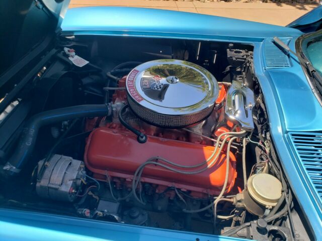 Chevrolet Corvette 1966 image number 17
