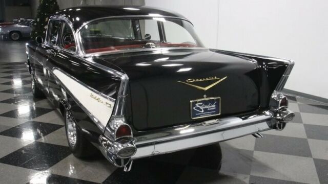 Chevrolet Bel Air/150/210 1957 image number 10