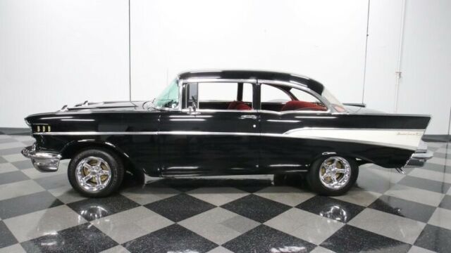 Chevrolet Bel Air/150/210 1957 image number 31