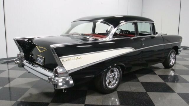 Chevrolet Bel Air/150/210 1957 image number 38