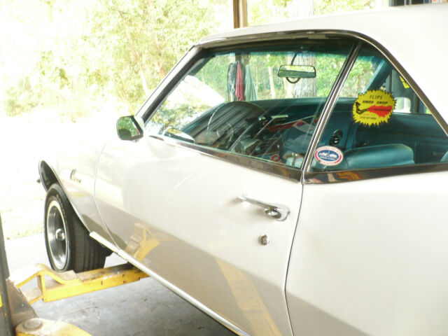 Chevrolet Camaro 1968 image number 9