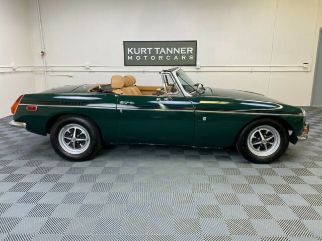 MG MGB 1972 image number 18