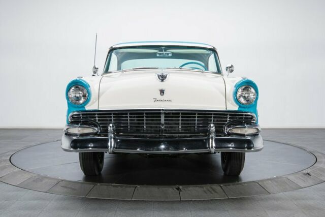 Ford Fairlane 1956 image number 11