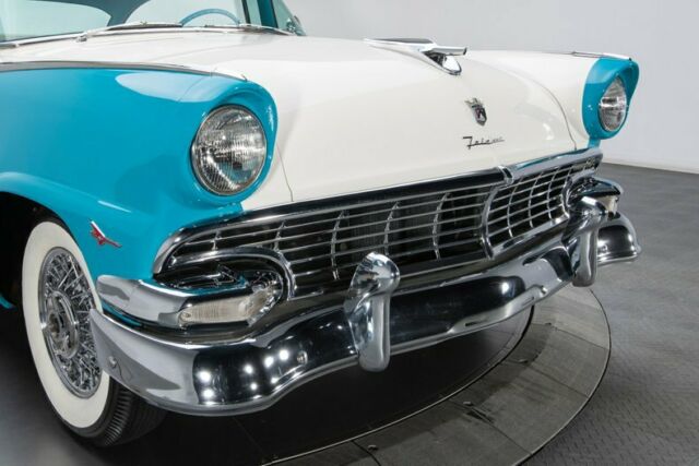 Ford Fairlane 1956 image number 13