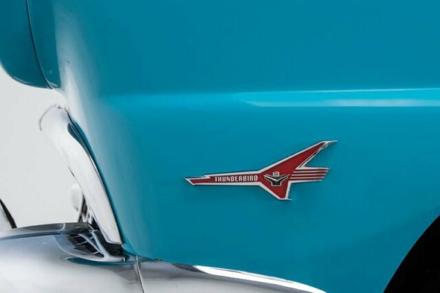 Ford Fairlane 1956 image number 15