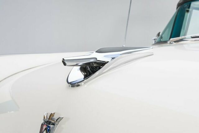 Ford Fairlane 1956 image number 17