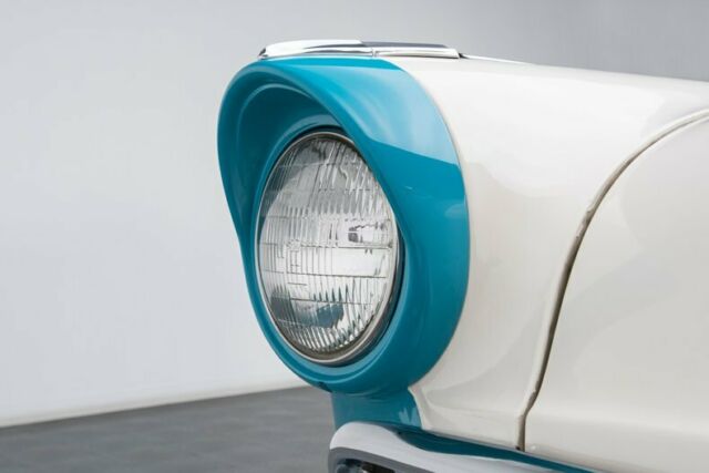 Ford Fairlane 1956 image number 19