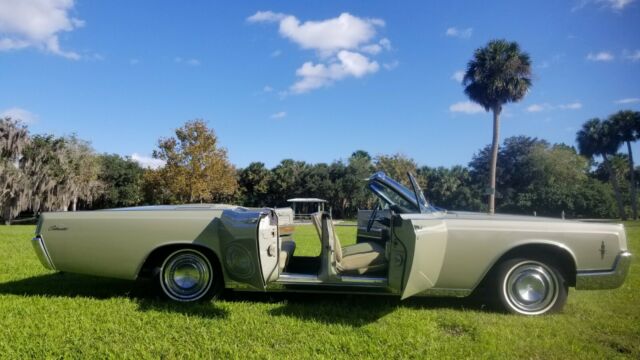 Lincoln Continental 1966 image number 10