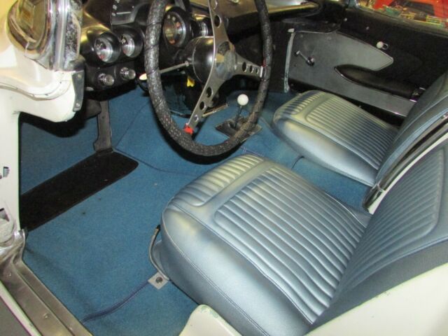 Chevrolet Corvette 1958 image number 4