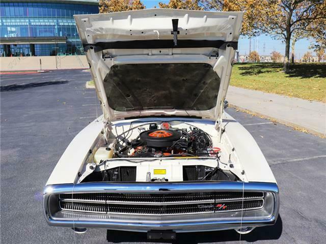 Dodge Charger 1970 image number 13