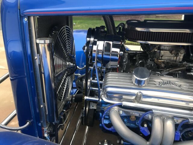 Ford Coupe 1932 image number 17