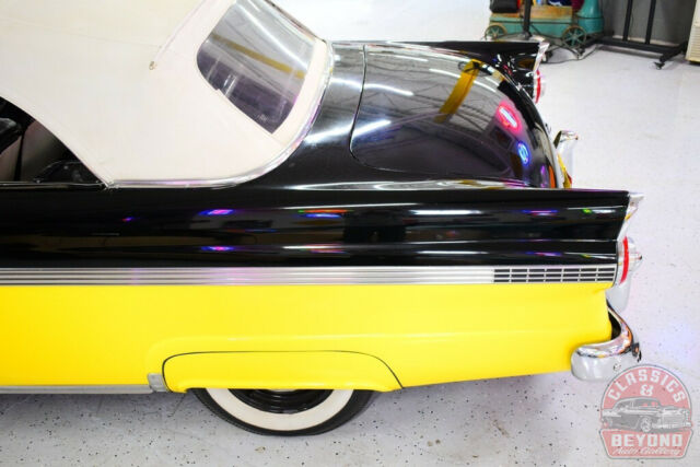 Ford Fairlane 1956 image number 12