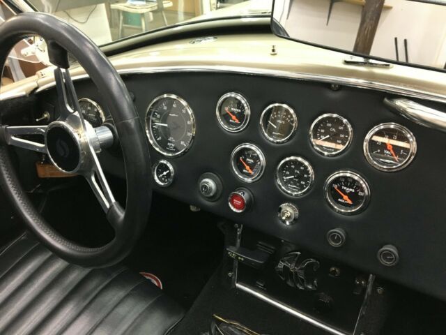 Replica/Kit Makes Factory Five 427 Cobra 1965 image number 6