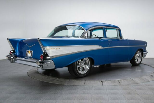 Chevrolet Bel Air/150/210 1957 image number 1