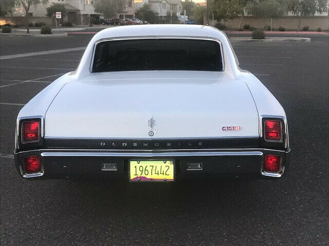 Oldsmobile Cutlass 1967 image number 26