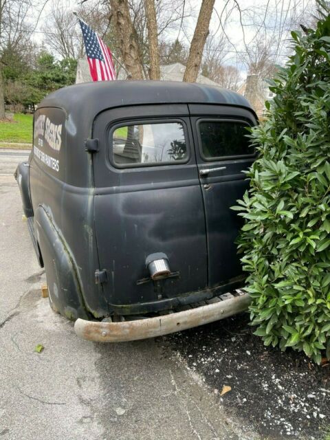 Chevrolet Suburban 1950 image number 14