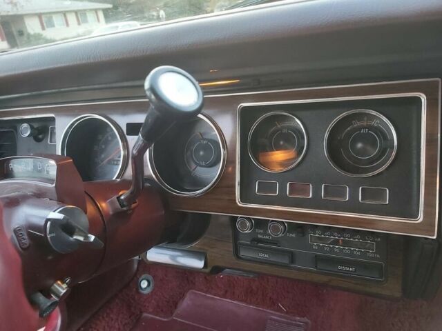 Chrysler Cordoba 1977 image number 16
