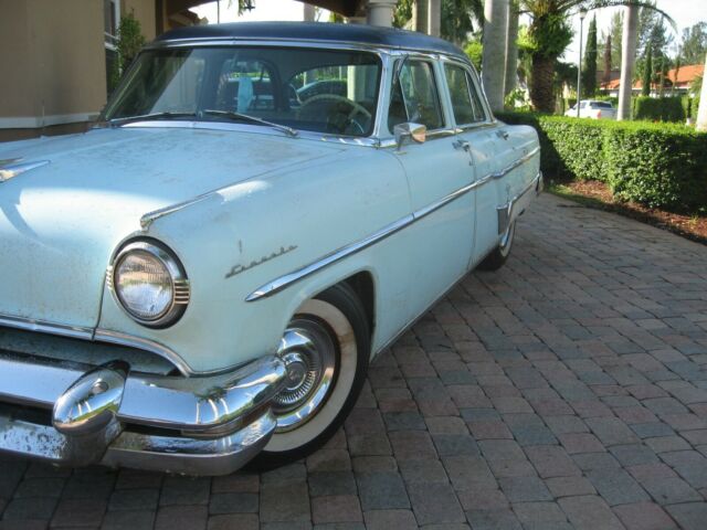 Lincoln Capri 1954 image number 3
