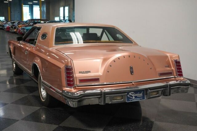 Lincoln Continental 1978 image number 10