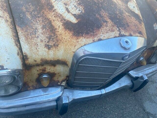 Mercedes-Benz 200-Series 1966 image number 35